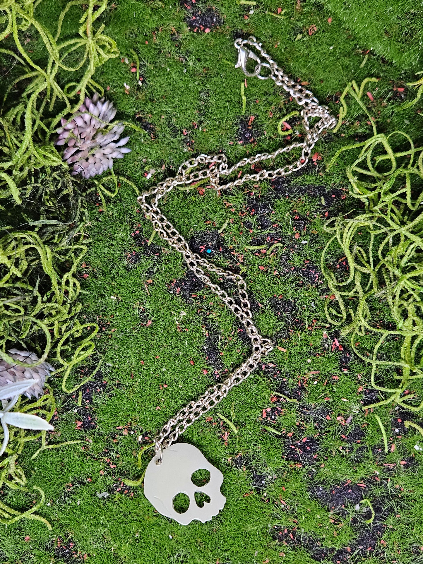 Glow in the Dark Skull Necklace